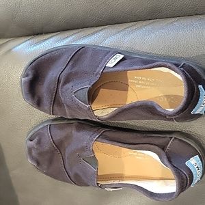 Little girl Tom's size 13